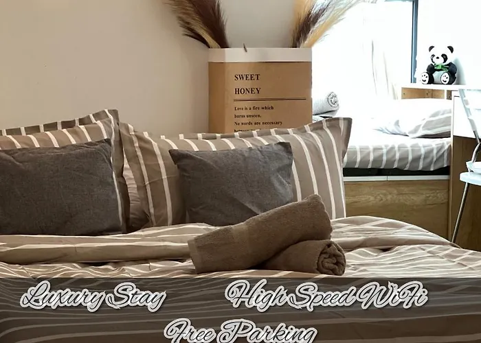 Luxury Stay With Dryer & Workspace 1-5Pax 1U Freeparking High Speed Wifi