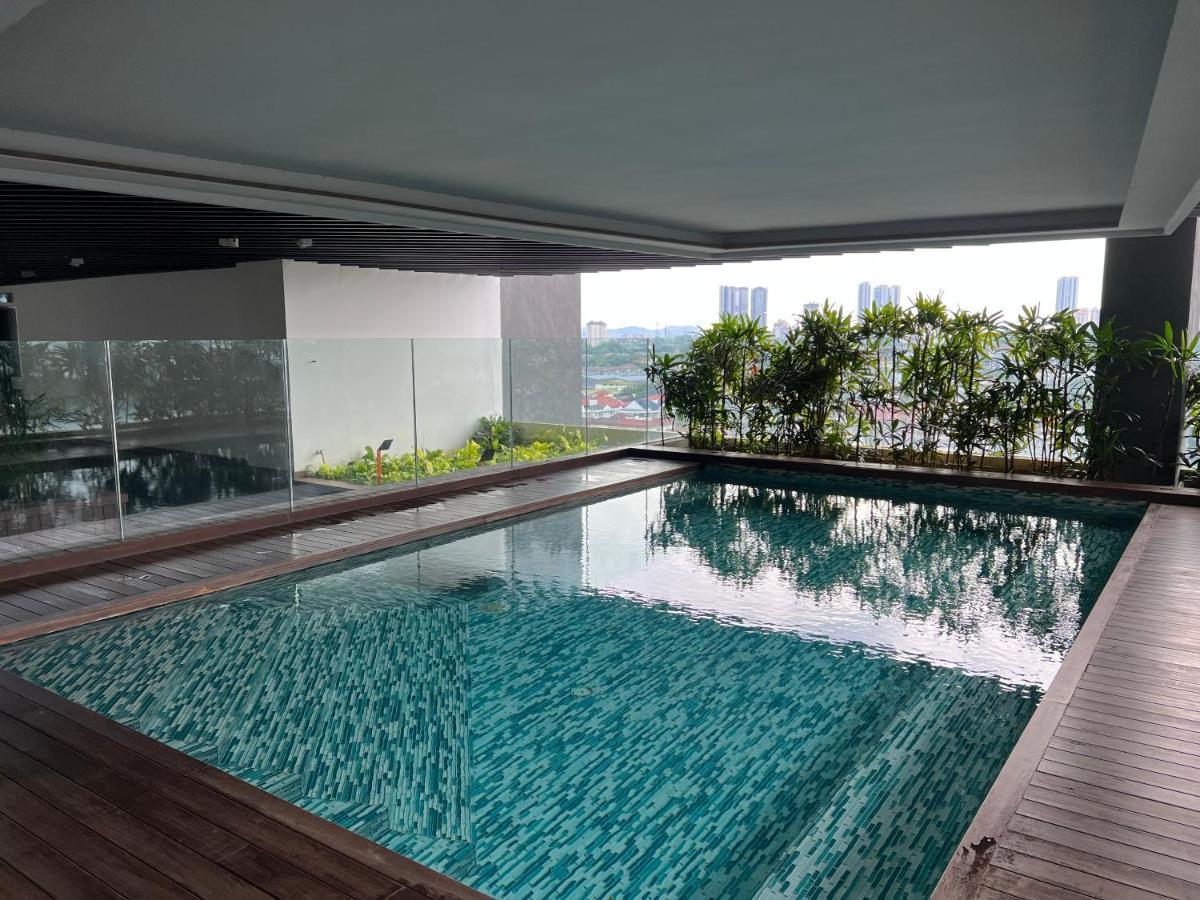 Luxury With Dryer & Workspace 1-5pax 1u Freeparking High Speed Wifi
