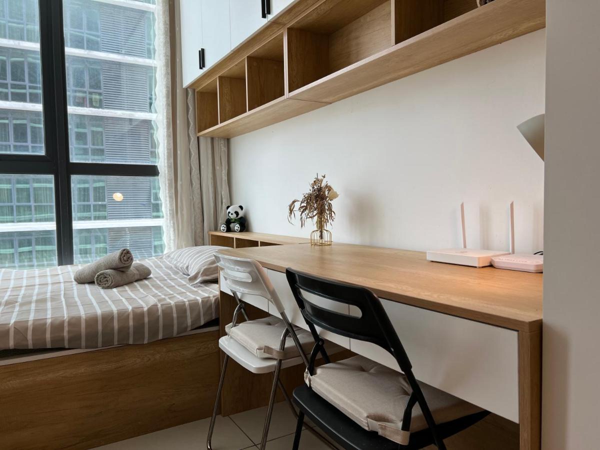 Apartment Luxury With Dryer & Workspace 1-5pax 1u Freeparking High Speed Wifi *