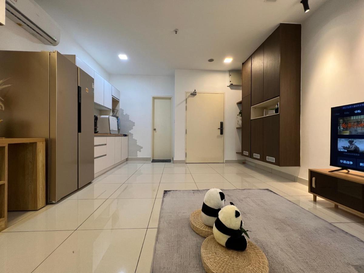 Apartment Luxury With Dryer & Workspace 1-5pax 1u Freeparking High Speed Wifi *